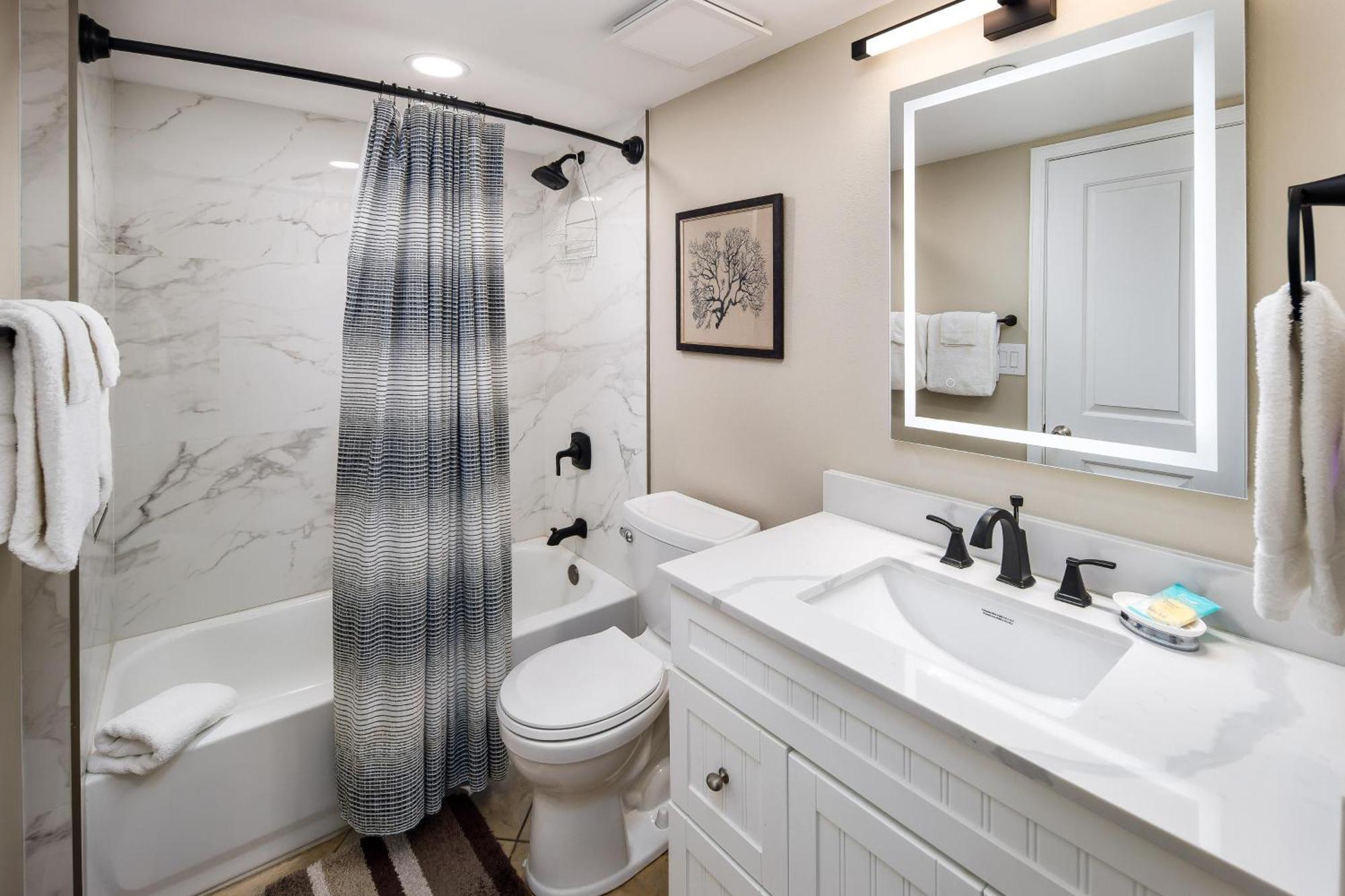 Nautilus 1201 - Gulf Front 2 Bedroom Huge Wrap Around Balcony 2Nd Floor! Fort Walton Beach Exterior foto
