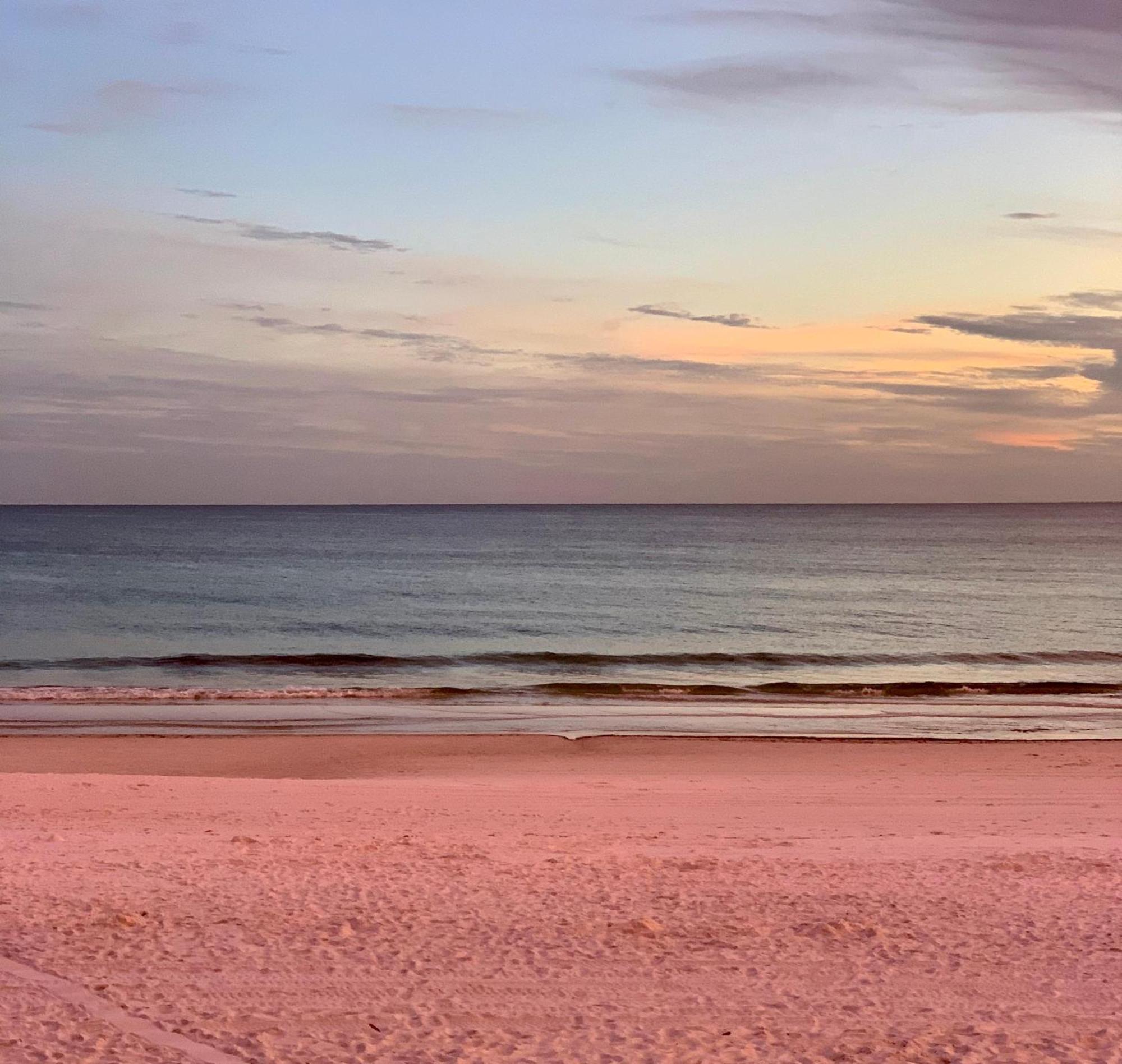 Nautilus 1201 - Gulf Front 2 Bedroom Huge Wrap Around Balcony 2Nd Floor! Fort Walton Beach Exterior foto