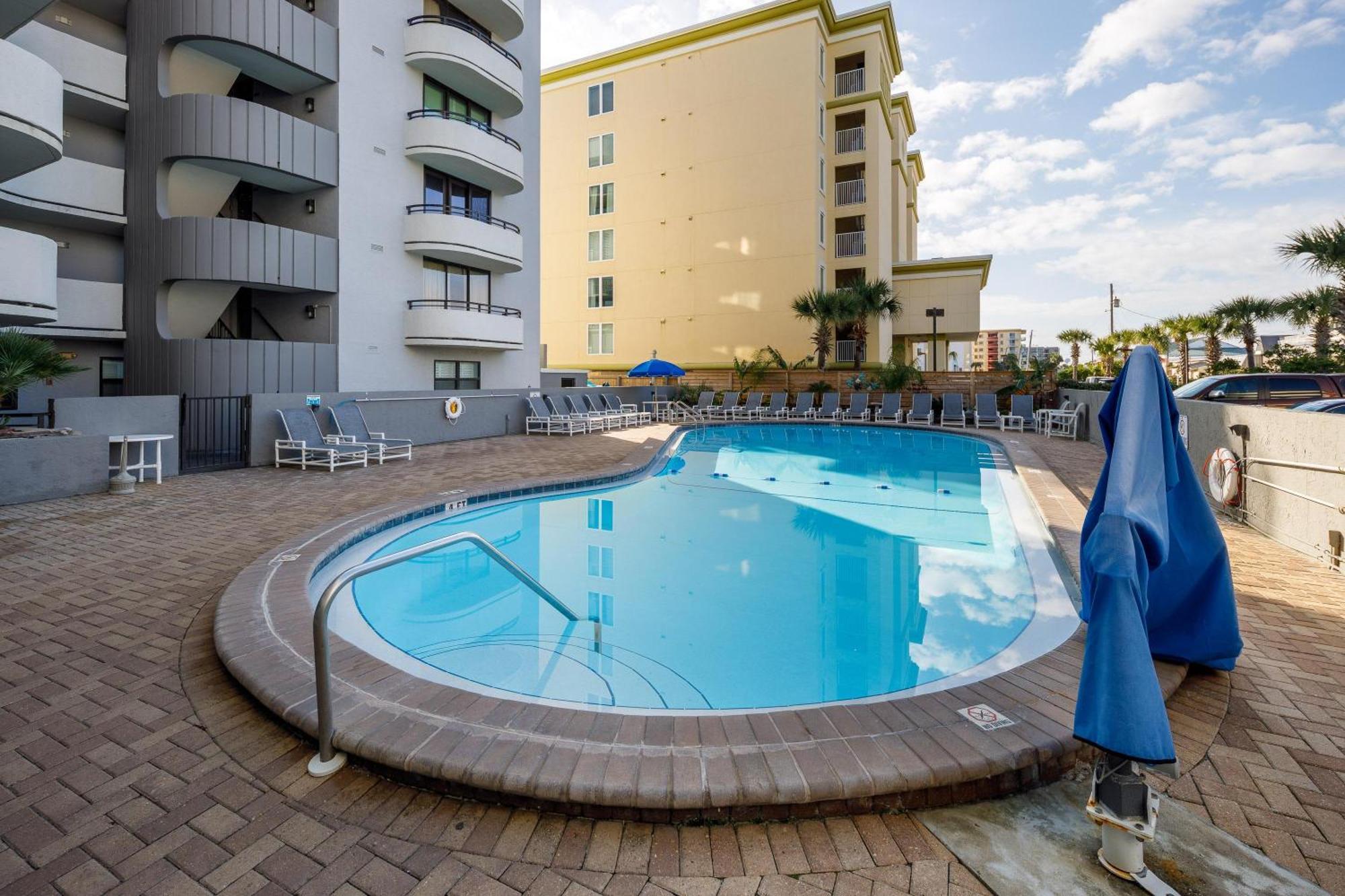 Nautilus 1201 - Gulf Front 2 Bedroom Huge Wrap Around Balcony 2Nd Floor! Fort Walton Beach Exterior foto