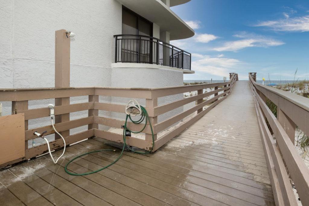 Nautilus 1201 - Gulf Front 2 Bedroom Huge Wrap Around Balcony 2Nd Floor! Fort Walton Beach Exterior foto
